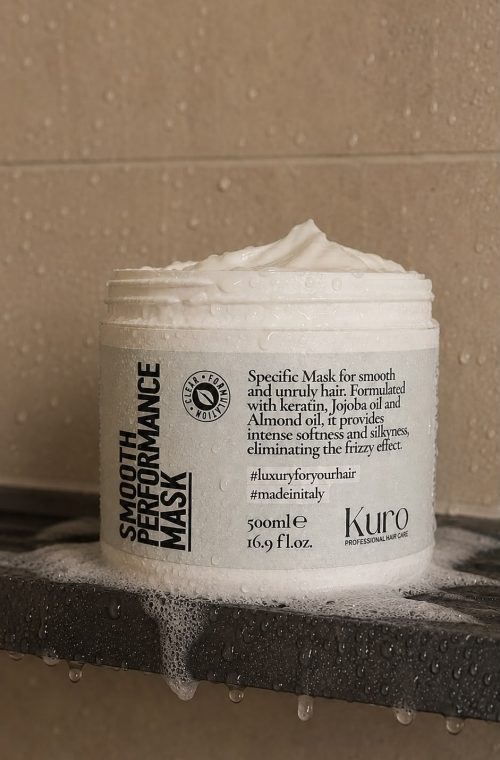SMOOTH PERFORMANCE MASK